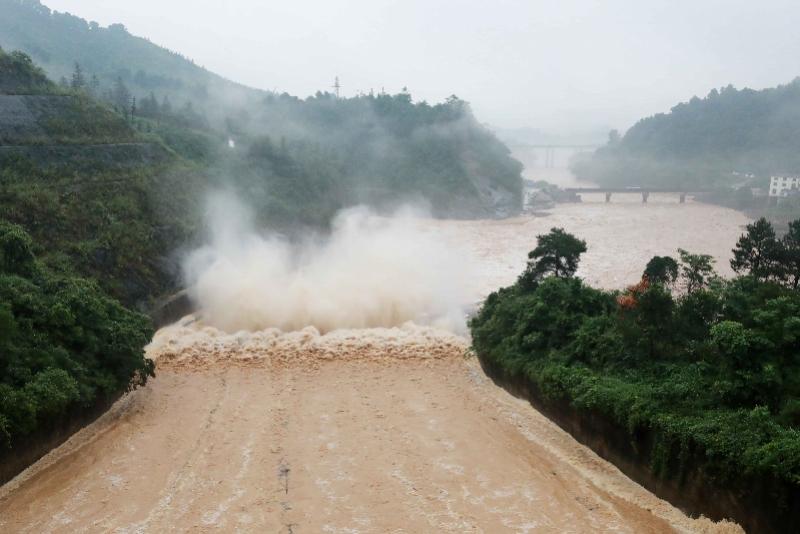 青海地震最新动态与小巷美食探秘之旅